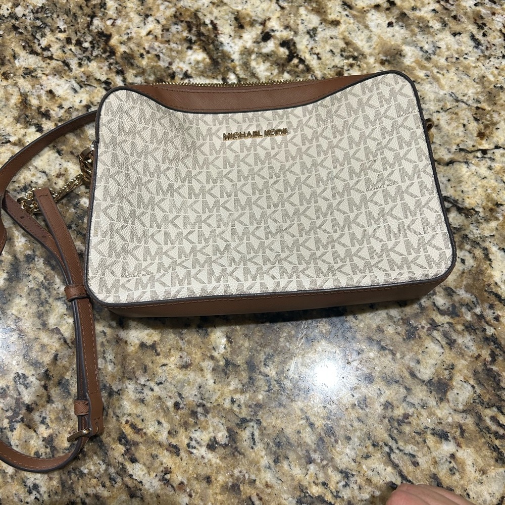 Michael Kors Crossbody Purse